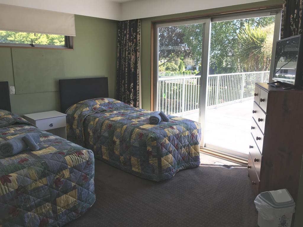 כרייסטצ'רץ' Gumtree Lodge Bed & Breakfast מראה חיצוני תמונה